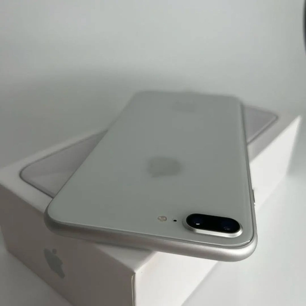 iPhone 8 Plus
